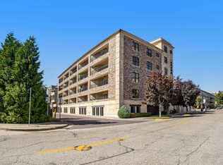 11 S 1st St UNIT 305, Grand Haven, MI 49417