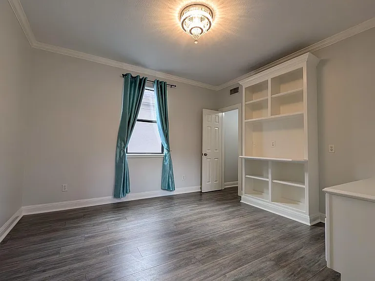 1307 Riverine Ct — Photo 22