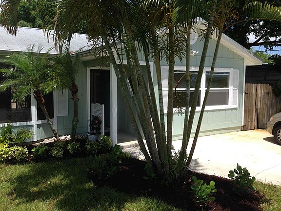 2nd image of 1598 NE Sottong Ave