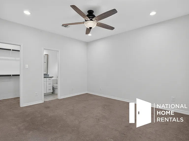 16658 E Lynbrook — Photo 4