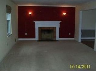 11990 Star Ct, Herndon, VA 20171