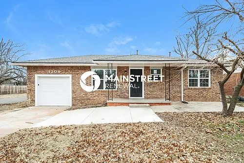 1208 Tim Holt Dr Photo 1