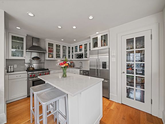 3rd image of 104 Bedford St #6AB
