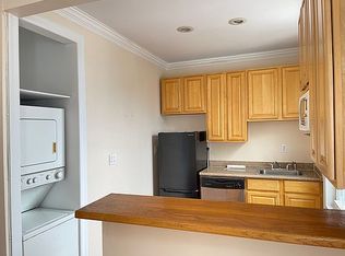 36-24 32nd St #3BB, Astoria, NY 11106