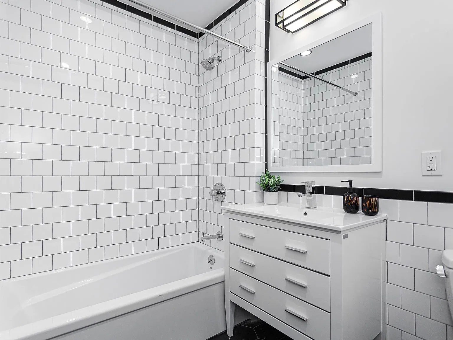 340 East 117th Street — Photo 4