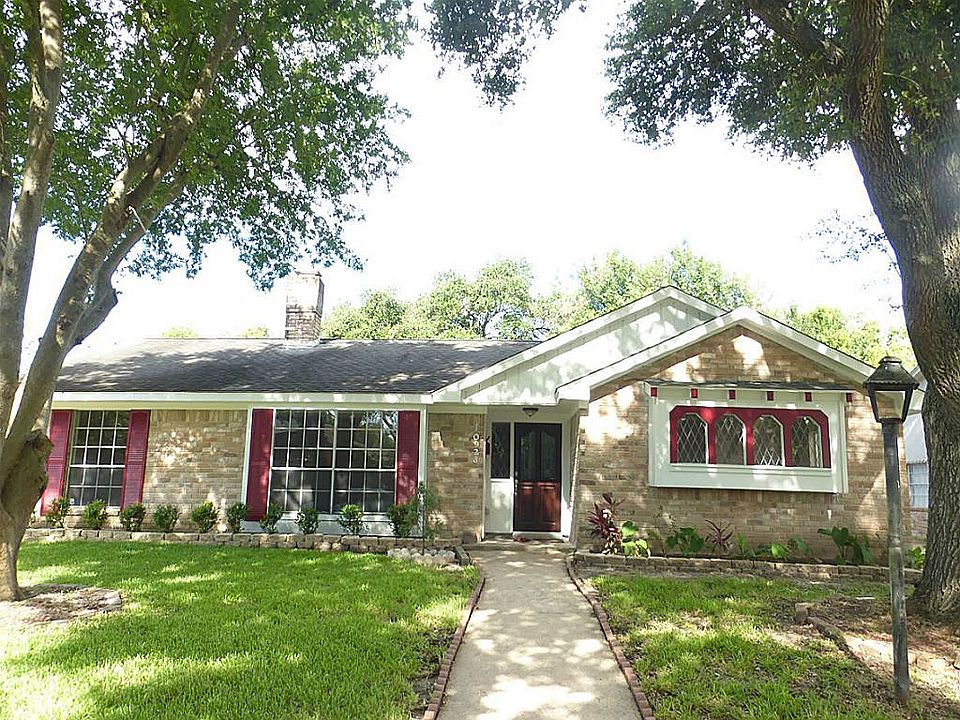 1st image of 10923 Albury Dr