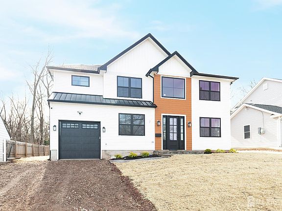 4th image of 7 Altamont Rd