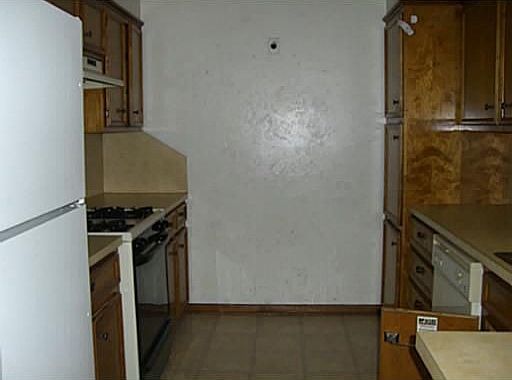 4th image of 7806 Stonewall Ct