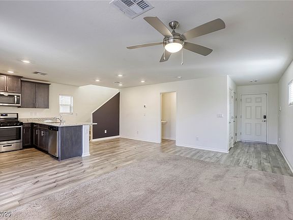 4th image of 4991 Amberlyn St