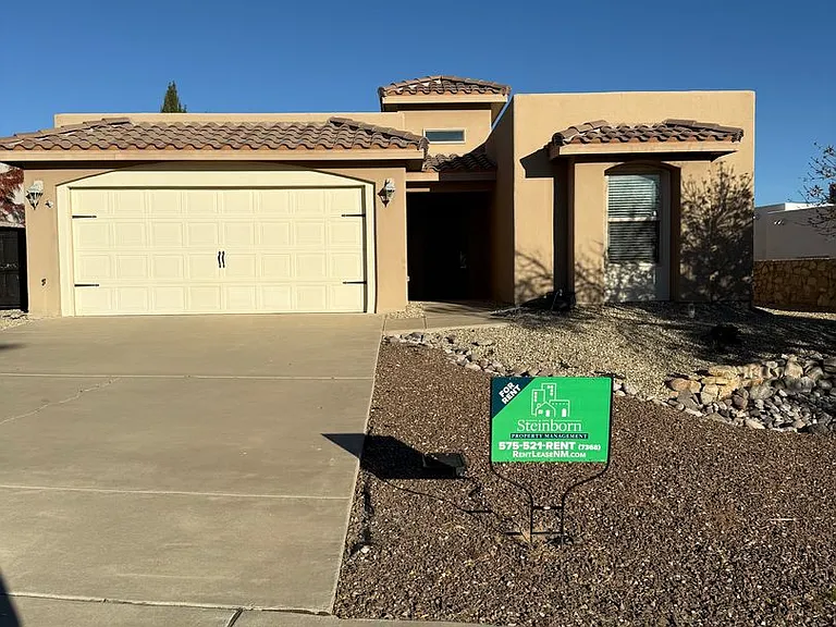 2043 Villa Napoli Loop E — Photo 1