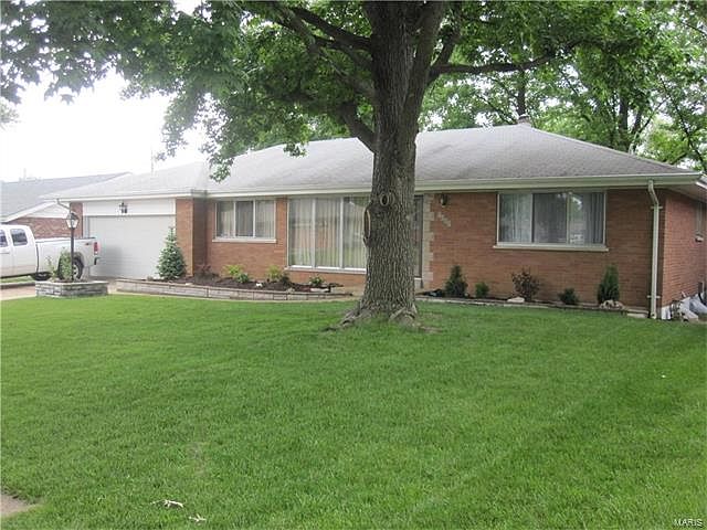 1st image of 7627 Mayberry Dr