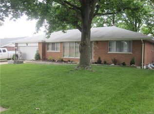 7627 Mayberry Dr, Saint Louis, MO