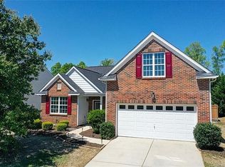 6710 Blackwood Ln, Waxhaw, NC 28173
