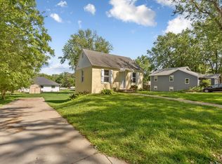 1135 5th Ave SW, Faribault, MN 55021