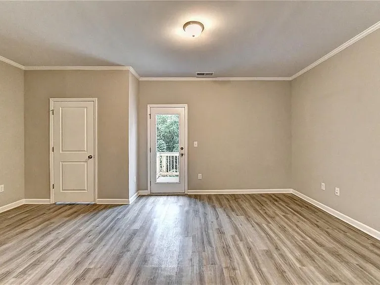 2776 Laurel Ridge Cir — Photo 23