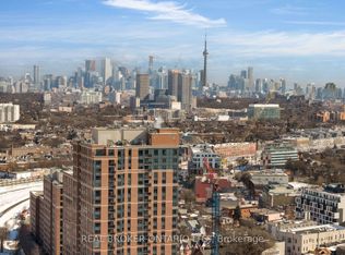 60 Heintzman St #1321, Toronto, ON M6P 5A1