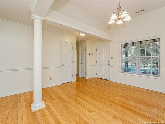 5th image of 4105 Batesburg Dr