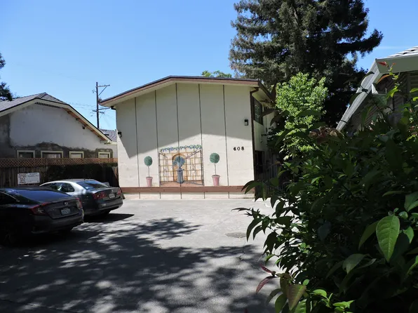 608 26th St APT 5, Sacramento, CA 95816