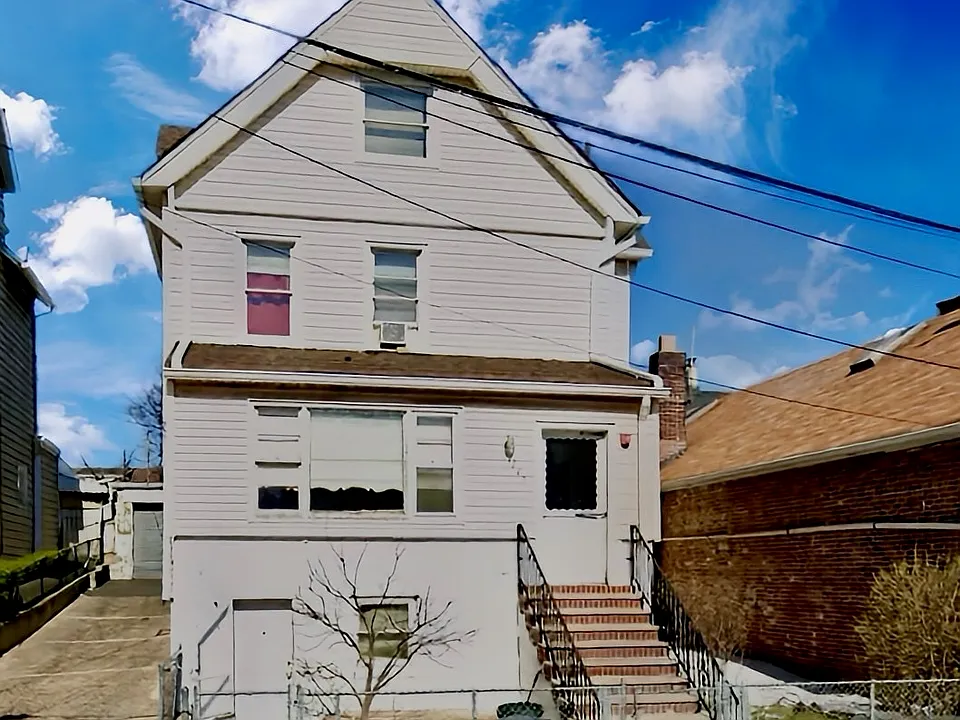 147 Lincoln Ave #3