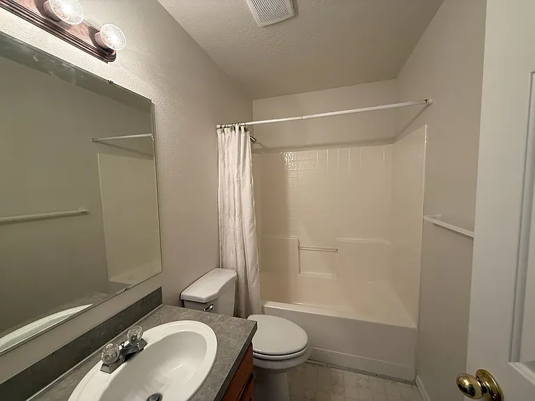 2158 S Dorothy Ave — Photo 14