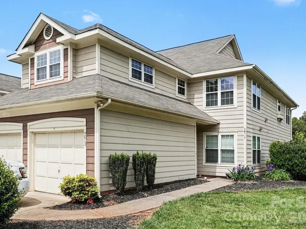 5813 Amity Springs Dr, Charlotte, NC 28212