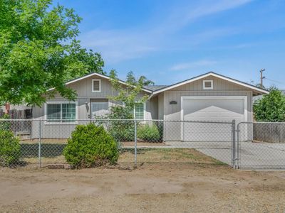 12476 W F St, Biola, CA, 93606