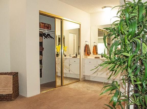 5th image of 11123 Aqua Vista St APT 113