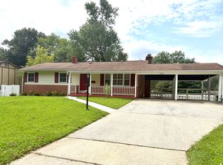 5412 Amberwood Ln, Rockville, MD 20853