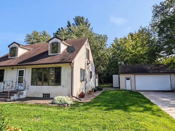 971 Maple Ave E, Mora, MN 55051