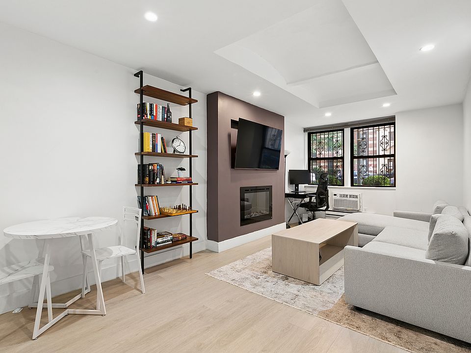 1st image of 433 W 24th St APT C