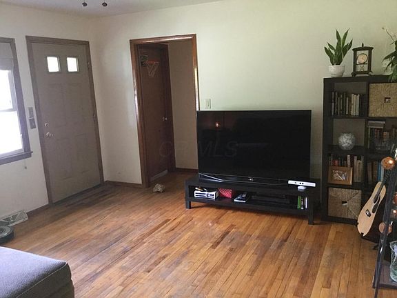 3rd image of 19 Idaho Ave