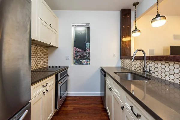 Rented by Nooklyn NYC LLC | media 35