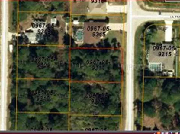 Adina Cir, North Port, FL 34291