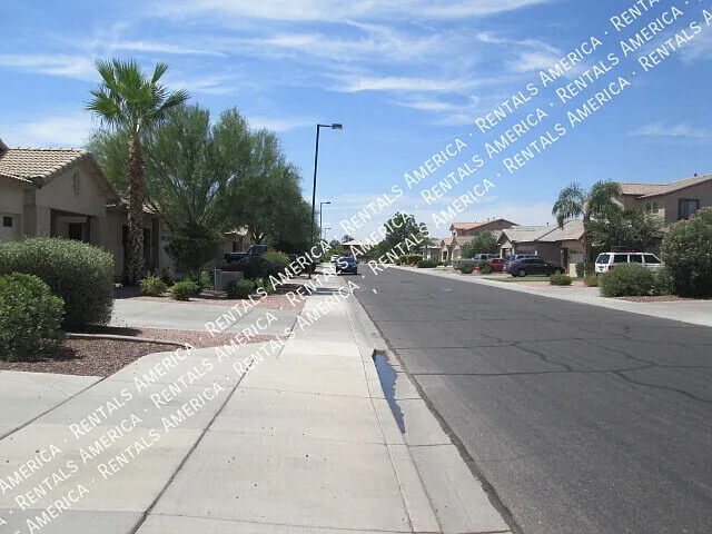 12823 W Modesto Dr — Photo 32