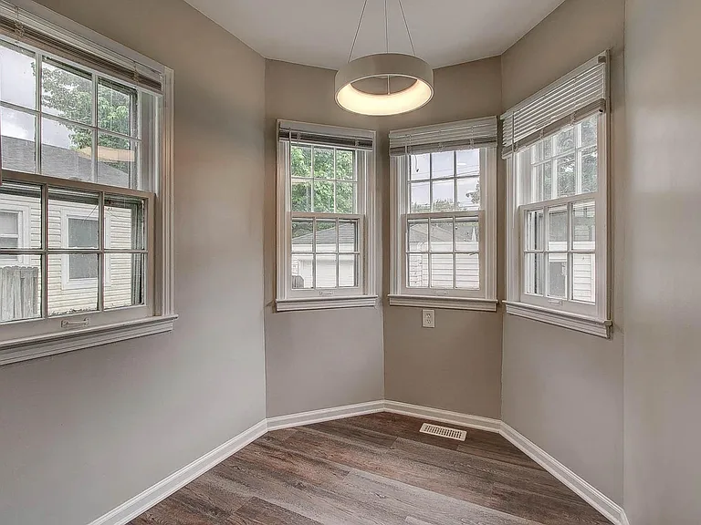 5306 Norwaldo Ave — Photo 5