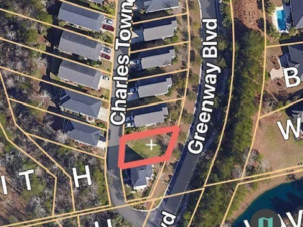 129 Charles Towne Ln., Murrells Inlet, SC 29576