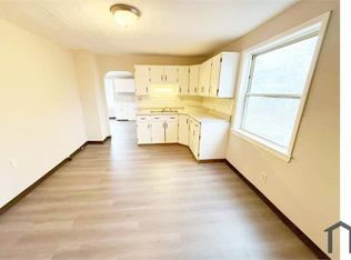 7402 Park Ave #3, Cleveland, OH 44105