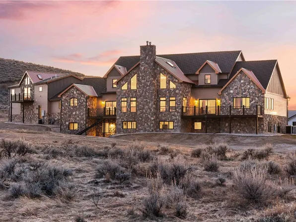 2570 Vista Loop Dr, Billings, MT 59106