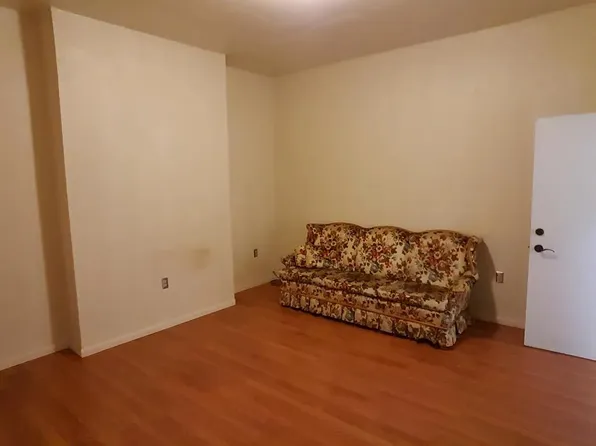 125 N McKean St APT 1, Kittanning, PA 16201
