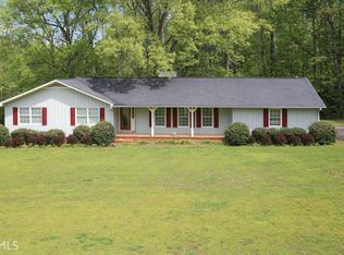 2630 Wallace Lake Cir, Cumming, GA 30040