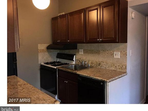 3rd image of 3411 University Blvd W #3