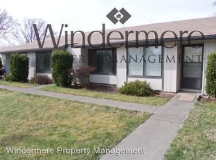 1304 S College Ave APT B, College Place, WA 99324