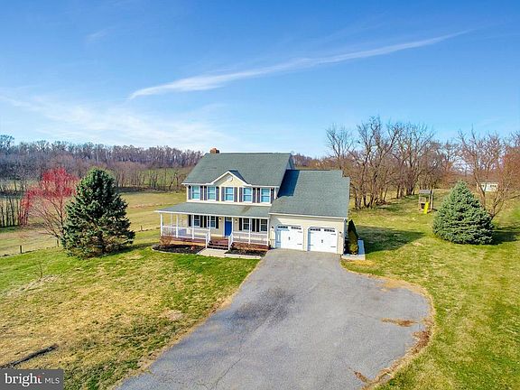 3rd image of 9910 Meadow Rock Dr