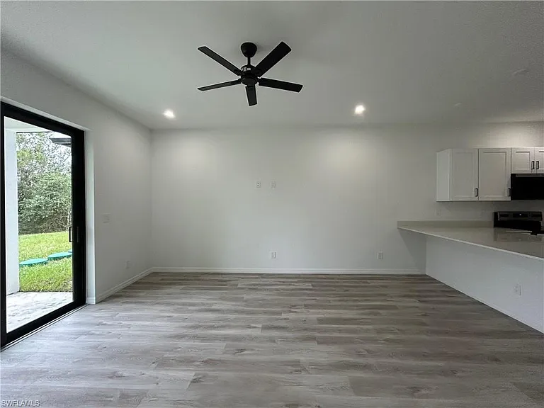 455 Bell Blvd S #1 — Photo 11