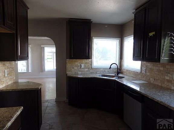 5th image of 428 Acero Ave