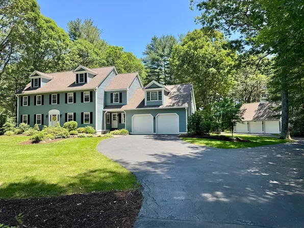 26 New Pond Rd, Groton, MA 01450