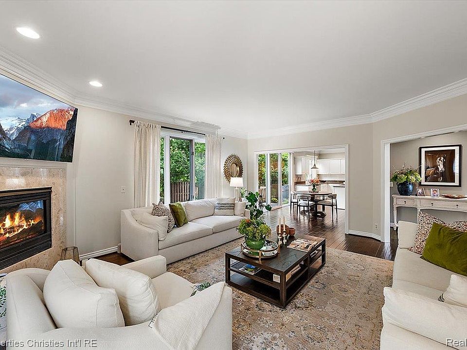 2010 Northlawn Blvd, photo 16