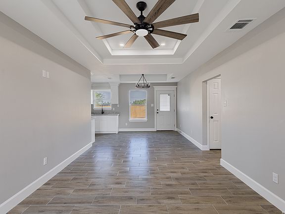 2nd image of 111 Costa Rica Dr