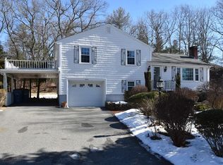 7 Ledgewood Dr, Canton, MA 02021