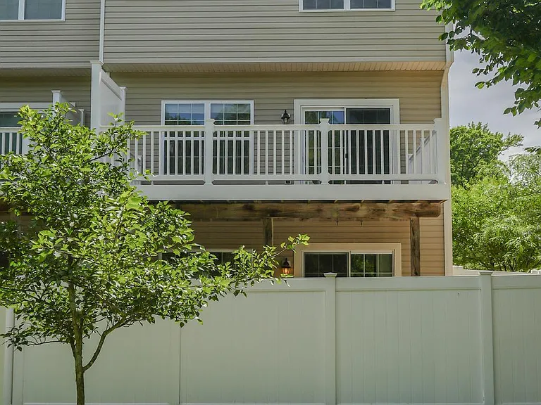 726 Millhouse Dr — Photo 40